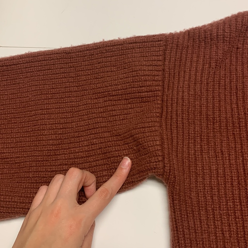 Women's V-Neck Sweater - Brown - Picture 7 of 8